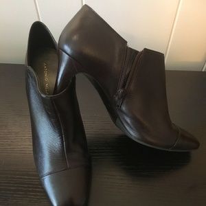 Antonio Melani Ankle Booties8.5M
